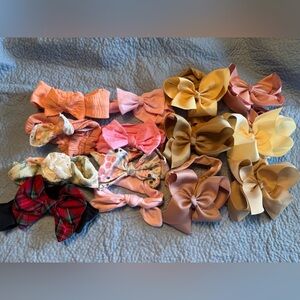 LOT of 14 pieces Infant Headband/bows. Stretch…soft